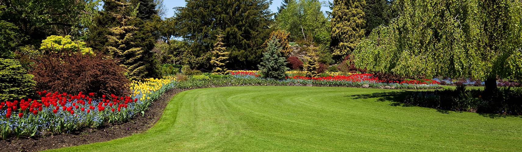 Simcoe Landscaping Company, Landscaper and Landscaping Services